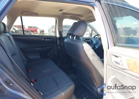 2015 Subaru Outback 2.5I Limited z USA, uszkodzony, nr VIN 4S4BSBLC1F3235014